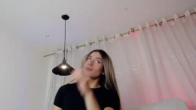 Вебкам-шоу brihanna-young