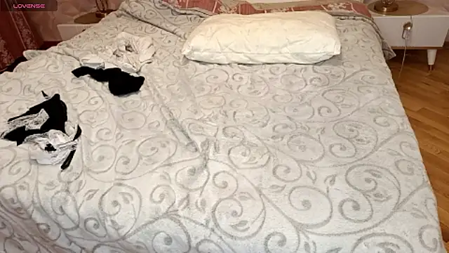 แชท XXX สดของ TarynPalek