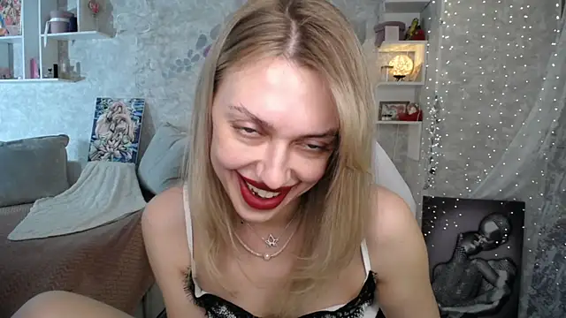 NickyAdamidi's Live XXX Chat