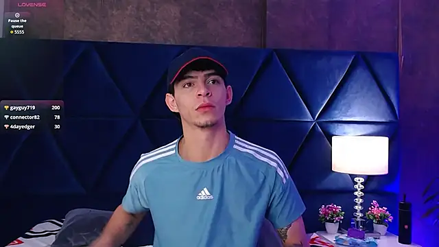 Logan_Woods Live XXX-Chat