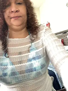 Chat XXX en directo de ladycreamypr2