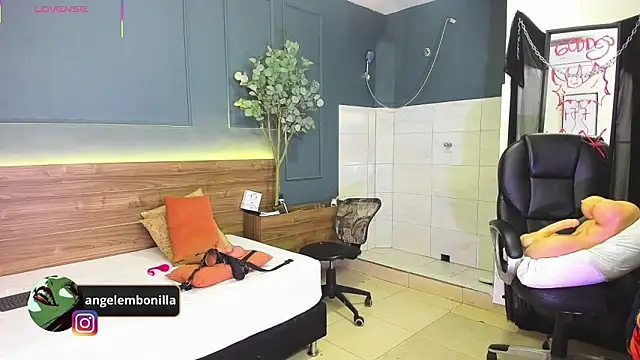 Fallen_Angel999777: απευθείας συνομιλία ΧΧΧ