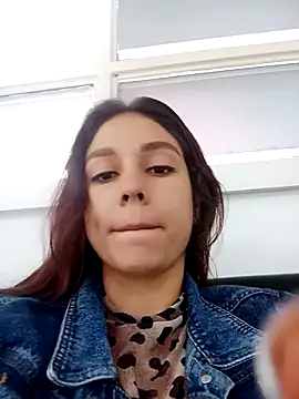 Luci_Ramirez: απευθείας συνομιλία ΧΧΧ