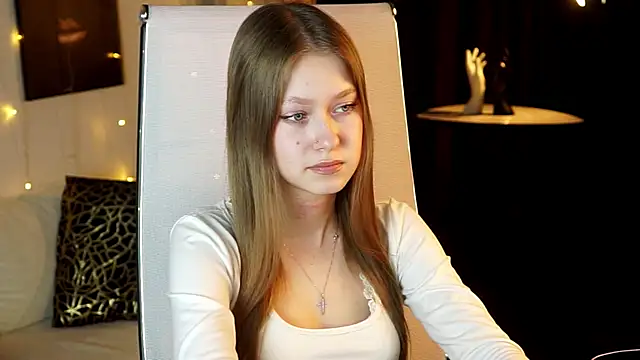 Chat +18 de EveMundie ao vivo