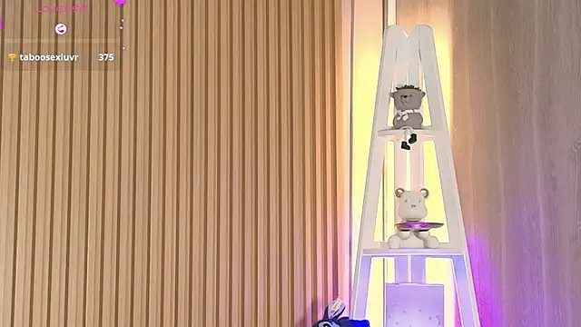 emily_sweett24 现场XXX聊天