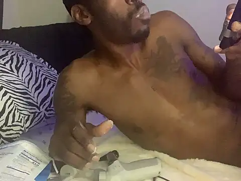 Triggerhappycj100 现场XXX聊天