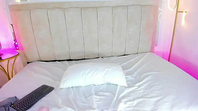 Crystal_Stones' Live XXX Chat