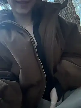 Pertunjukan Kamera Web KellyKeler