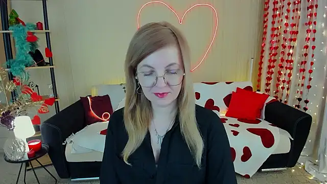 YourUniverser's Live XXX Chat