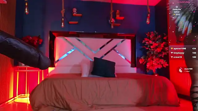 XXX chat uživo modela Ladyy_brownn