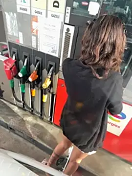 แชท XXX สดของ Amani_thewolf