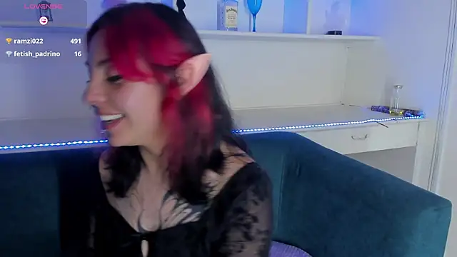 morgana_white élő XXX-chatje