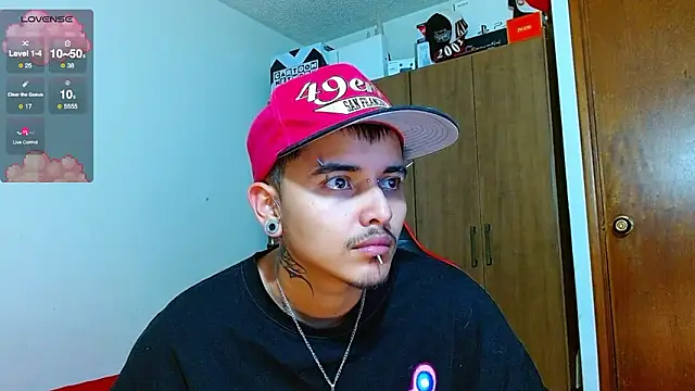 Hgp3riodictabl3 Adlı Modelin Canlı XXX Sohbeti