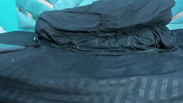 AngelineJolie Obrolan Langsung XXX