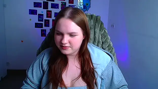 Kitty_Mia_Kitty Live XXX-Chat