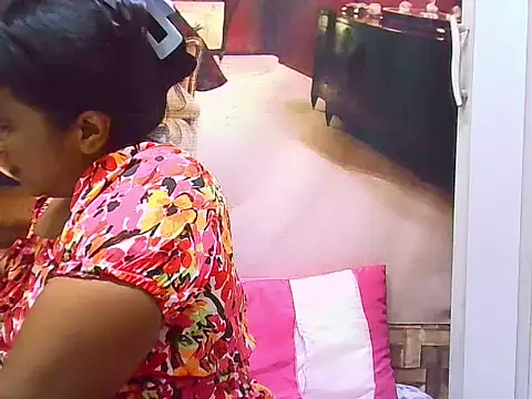 แชท XXX สดของ IndianSexyLady20