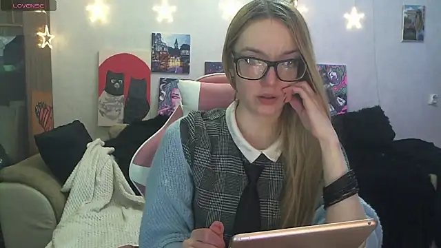 Chat +18 de SecretSophia ao vivo