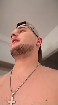 Czat XXX na żywo – Massimo_Fiore