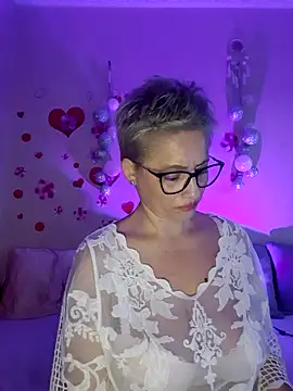 BellaBellaHot live XXX chat