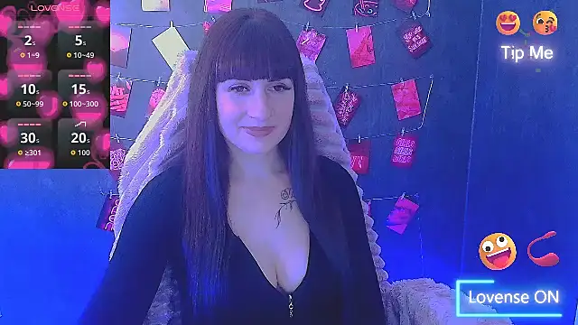 Violla_My Adlı Modelin Canlı XXX Sohbeti