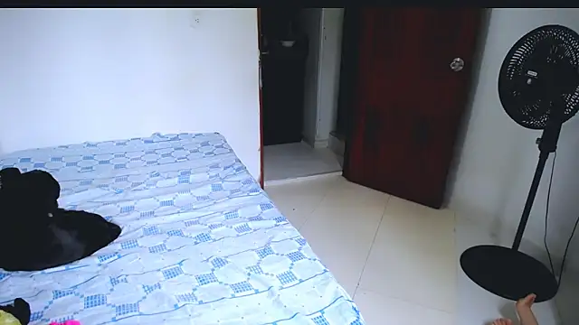 Chat XXX en directo de Hanny_9