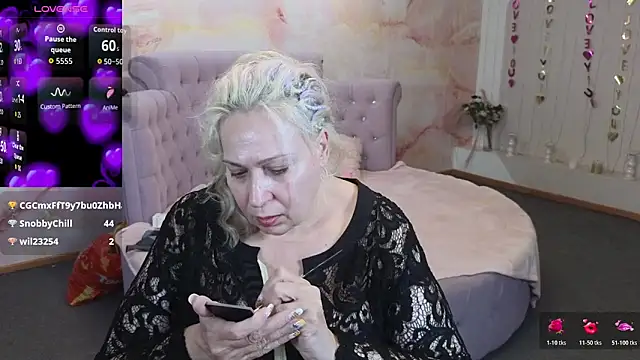 Czat XXX na żywo – Penelope_Pinky