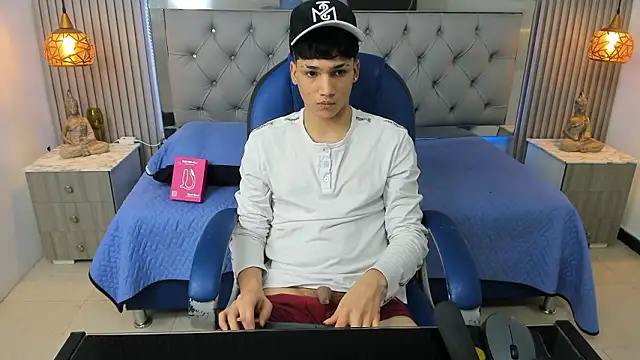 Chat XXX en directo de SamBlack_