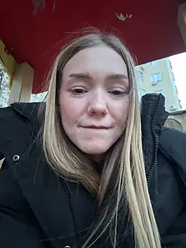 XXX chat uživo modela MilaMoone