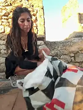 Amani_thewolfn Webbikameraesitys