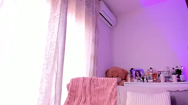 DakotaDaimon Chat XXX in diretta