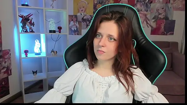 XXX chat uživo modela FreyaVey