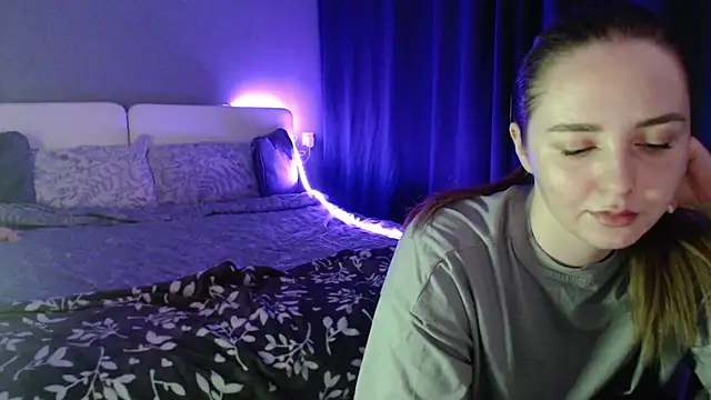 Reyleys 现场XXX聊天