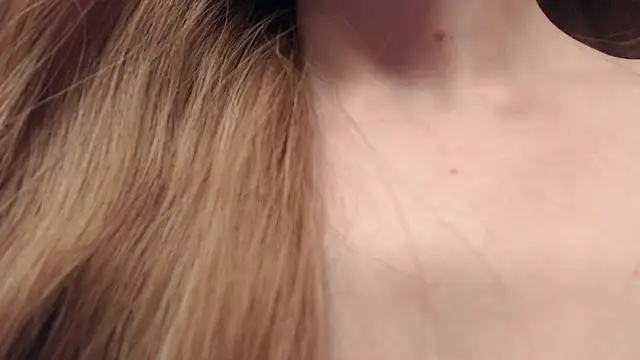 Friendly_Ellie 现场XXX聊天