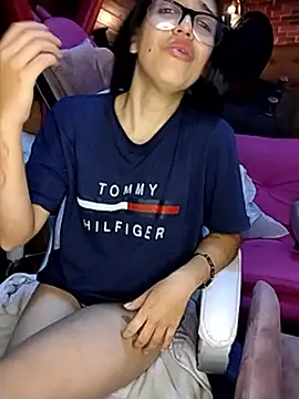 Czat XXX na żywo – MichaelRossexxx