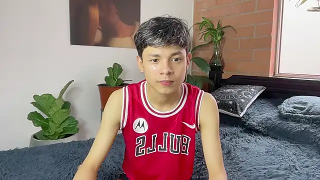 Chat XXX en directo de Andy_Belier23