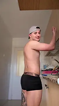 Show modela Massimo_Fiore na web-kameri