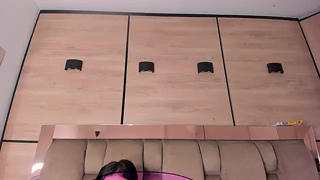 Chat +18 de karol_lewiss ao vivo