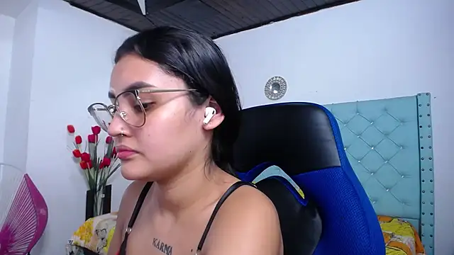 kathe-mills235: απευθείας συνομιλία ΧΧΧ