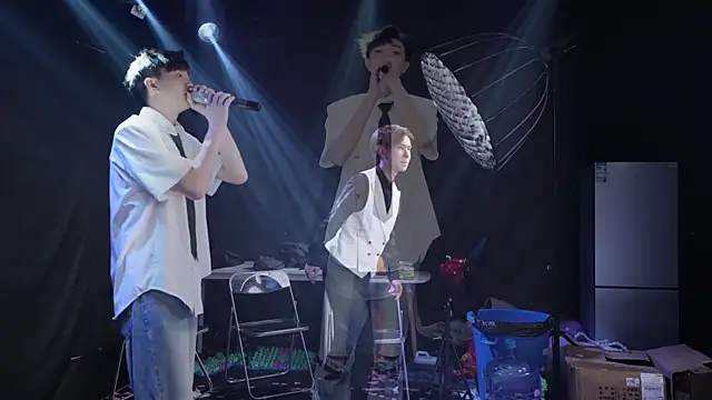 BTS-007のウェブカメラショー