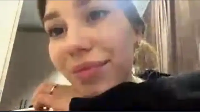 HypnoticEyeys Live XXX-chat