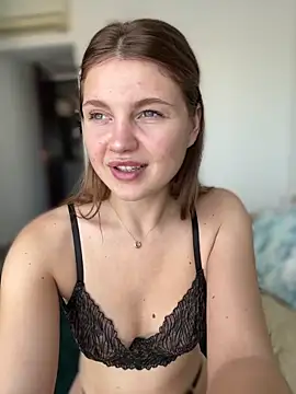 Chat +18 de Emaline_Fane ao vivo