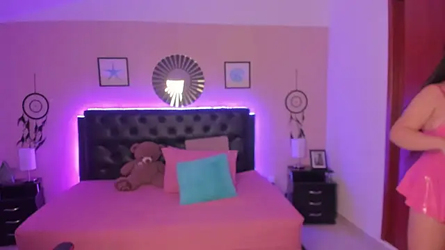 LolaVillalobos Chat XXX live