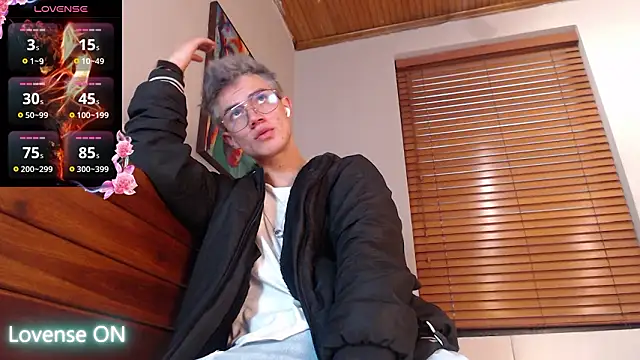 Онлайн чат XXX nicktorn