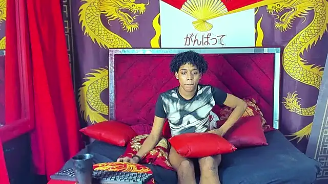 Latin-Queens 라이브 XXX 채팅