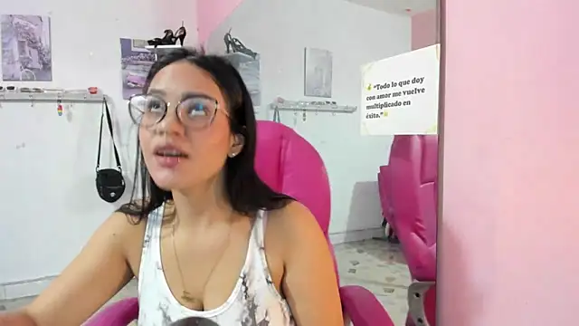 Chat XXX ao vivo de CAMILA--REY