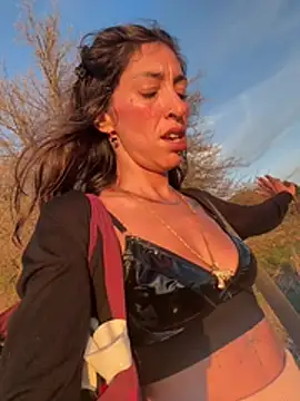 Amani_thewolf – Live XXX-chat