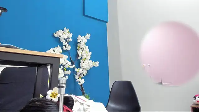 Chatroom XXX en direct de letty_straus