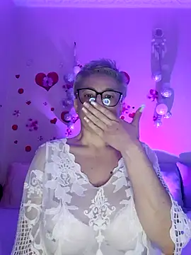 Chat XXX ao vivo de BellaBellaHot