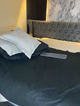 Lolagolden1 élő XXX-chatje