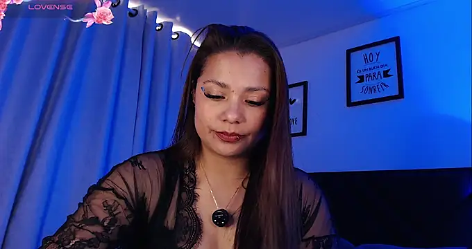 Pretty__Milfのウェブカメラショー